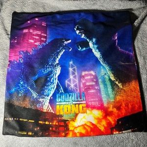 Godzilla vs Kong pillow case
